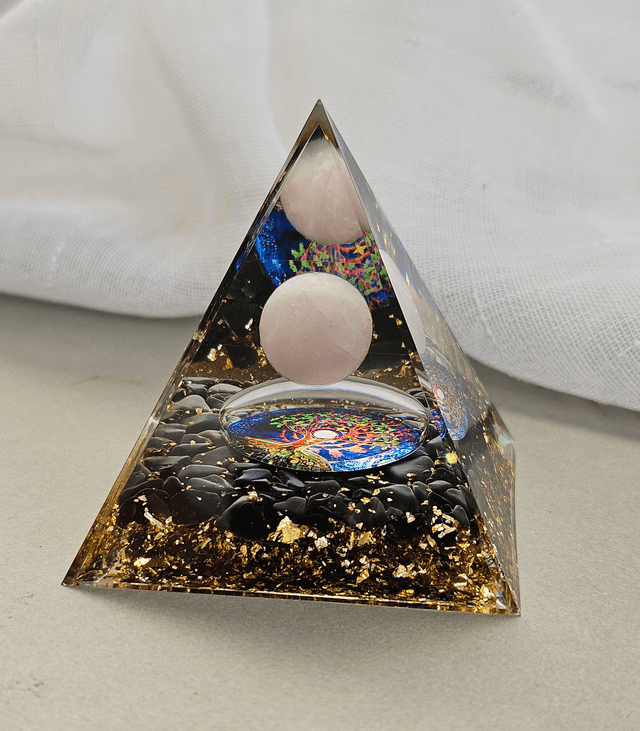 Pyramide Orgonite arbre de vie, quartz rose, obsidienne noire